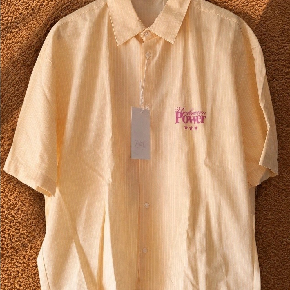 Volunteer Power Short-Sleeve Button-Up Shirt in Light Yellow